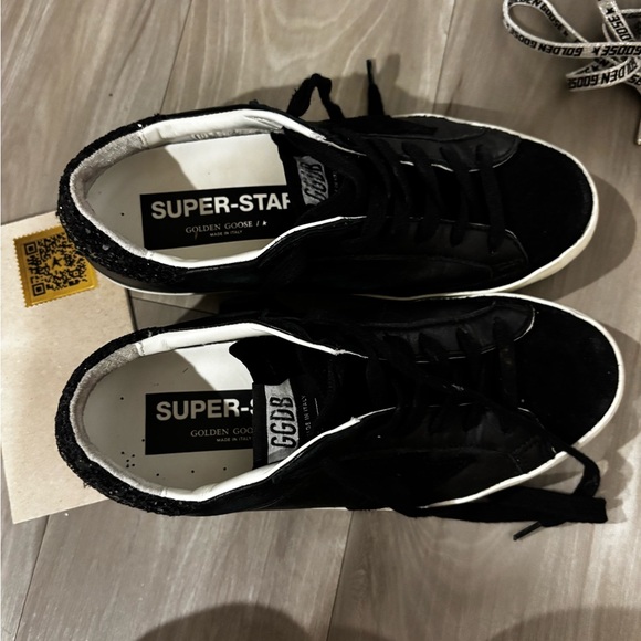 Golden Goose Black and White Sneakers - Picture 5 of 9